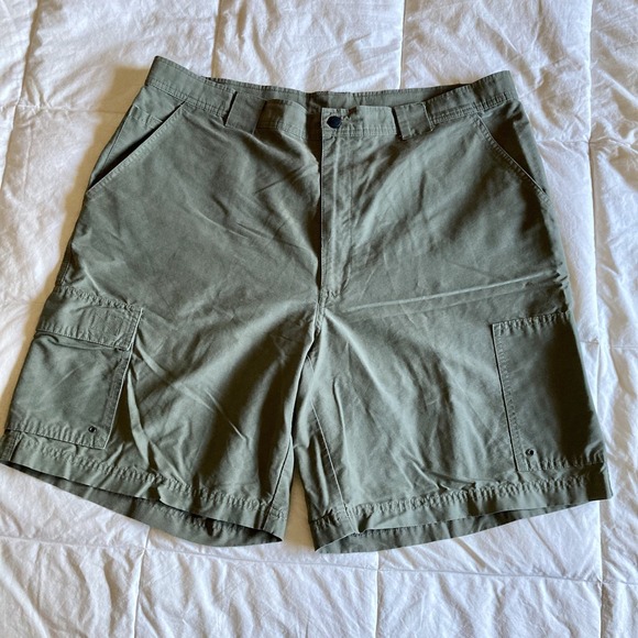 Eddie Bauer Cargo Shorts Cotton/Nylon Blend Mens 38x8.5 (actual) Army Green GORP - Picture 1 of 16